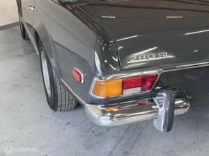 Image 13/40 of Mercedes-Benz 280 SL (1970)