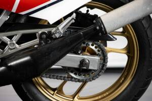 Immagine 26/50 di Yamaha RZV 500 R (1985)