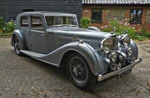Image 3/50 of Alvis 4.3 Liter Saloon (1940)