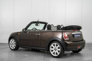 Immagine 6/50 di Mini Cooper (2010)
