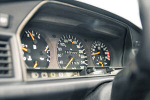 Bild 33/53 von Mercedes-Benz 190 E 2.5-16 (1991)