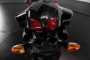 Image 16/23 of MV Agusta DUMMY (2000)