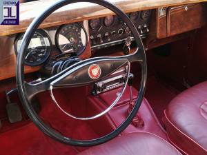 Bild 21/50 von Jaguar Mk II 3.8 (1963)