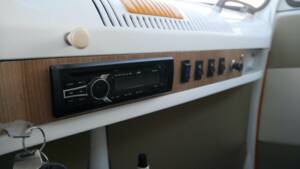 Image 22/26 of Volkswagen T1 Brasil &quot;Samba&quot; (1975)