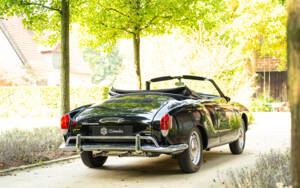 Image 3/65 de Volkswagen Karmann Ghia 1600 (1971)