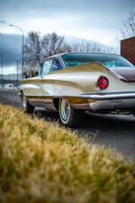 Image 4/18 of Buick Le Sabre Coupe (1960)