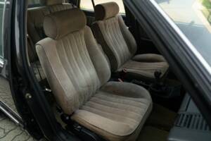 Imagen 16/40 de Lancia Thema 6V (1985)