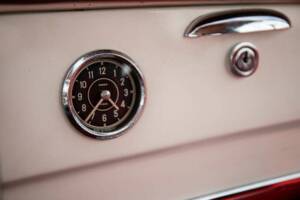 Image 20/49 of Mercedes-Benz 190 SL (1960)