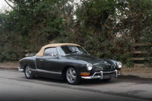 Image 14/20 of Volkswagen Karmann Ghia 1500 (1970)