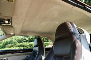 Image 15/50 de Bentley Azure (2008)