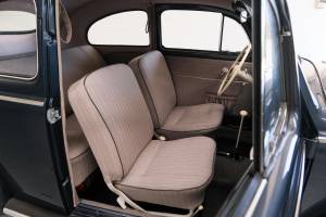 Image 16/24 of Volkswagen Beetle 1200 Standard &quot;Oval&quot; (1953)