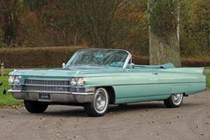 Image 2/29 of Cadillac 62 Convertible (1963)