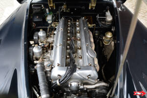 Immagine 44/47 di Jaguar XK 140 DHC (1956)