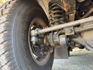 Bild 54/55 von Land Rover Defender 90 Heritage (2006)