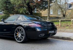 Bild 10/17 von Mercedes-Benz SLS AMG (2010)