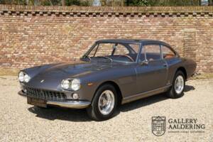 Imagen 26/50 de Ferrari 330 GT 2+2 (1965)
