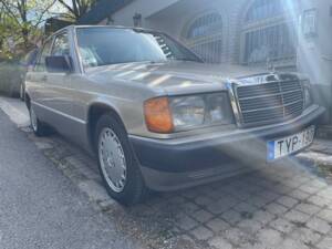 Bild 3/15 von Mercedes-Benz 190 E 2.3 (1990)