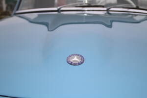 Image 45/68 of Mercedes-Benz 190 SL (1961)