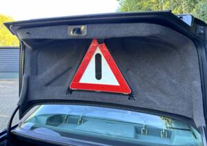 Bild 21/22 von Mercedes-Benz 500 E (1993)