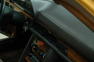 Bild 45/50 von Mercedes-Benz 280 SE (1981)