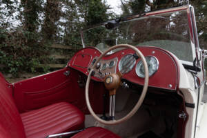 Image 7/13 of MG TD (1953)