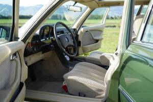 Afbeelding 2/28 van Mercedes-Benz 450 SEL (1979)