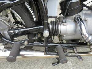 Image 29/43 of BMW R 60/2 (1963)