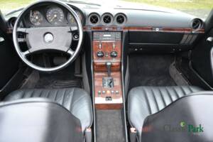 Image 13/50 of Mercedes-Benz 300 SL (1986)