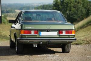 Bild 11/18 von Mercedes-Benz 280 CE (1977)