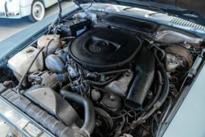 Immagine 39/41 di Mercedes-Benz 450 SLC (1972)