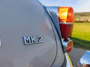 Image 25/27 of Jaguar Mk II 2.4 (1967)