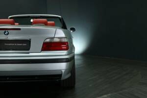 Immagine 38/50 di BMW 328i (1997)
