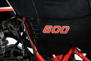 Image 28/50 of Yamaha XT 600 E (1985)