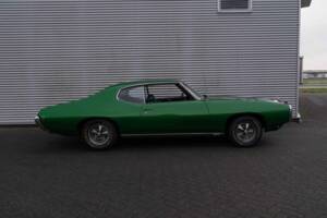 Bild 8/8 von Pontiac Le Mans (1969)