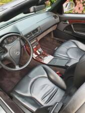 Image 8/11 of Mercedes-Benz SL 320 (2000)