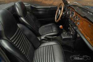 Imagen 9/19 de Triumph TR 6 (1973)