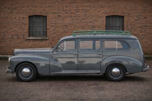 Image 3/28 de Peugeot 203 Familiale (1953)
