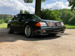Obraz 17/29 pojazdu Mercedes-Benz 300 SL-24 (1991)