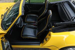 Image 39/50 of Porsche 911 Carrera 2 &quot;America Roadster&quot; (1993)