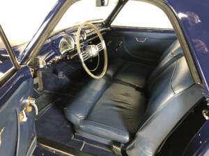 Immagine 29/39 di SIMCA 9 Sport (1952)