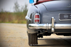 Image 42/59 of Mercedes-Benz 190 SL (1958)