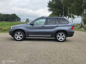 Bild 3/46 von BMW X5 3.0i (2003)