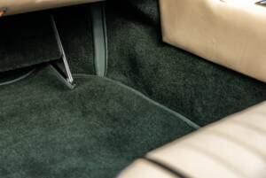 Bild 59/70 von Aston Martin V8 Vantage Volante X-Pack (1989)