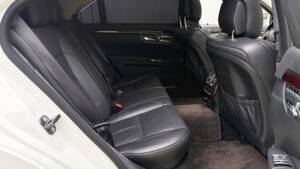 Bild 15/29 von Mercedes-Benz S 63 AMG (2007)