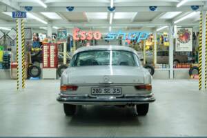 Image 10/50 of Mercedes-Benz 280 SE 3,5 (1970)