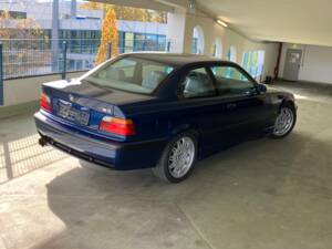 Image 4/12 of BMW M3 (1994)