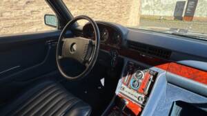 Image 70/147 de Mercedes-Benz 450 SEL 6,9 (1976)
