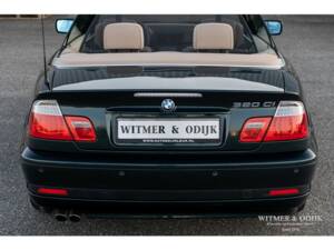 Bild 25/37 von BMW 320Ci (2006)