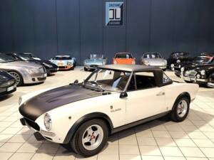 Image 2/73 of FIAT 124 Abarth Rally (1975)