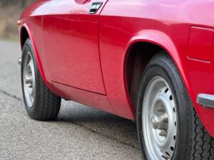 Immagine 14/48 di Alfa Romeo Giulia GT 1300 Junior (1972)